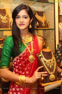 Manepally Jewellers Model Simran Choudhary