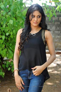 Maya Heroine Sushma Raj