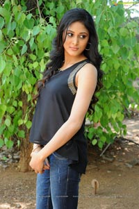 Maya Heroine Sushma Raj