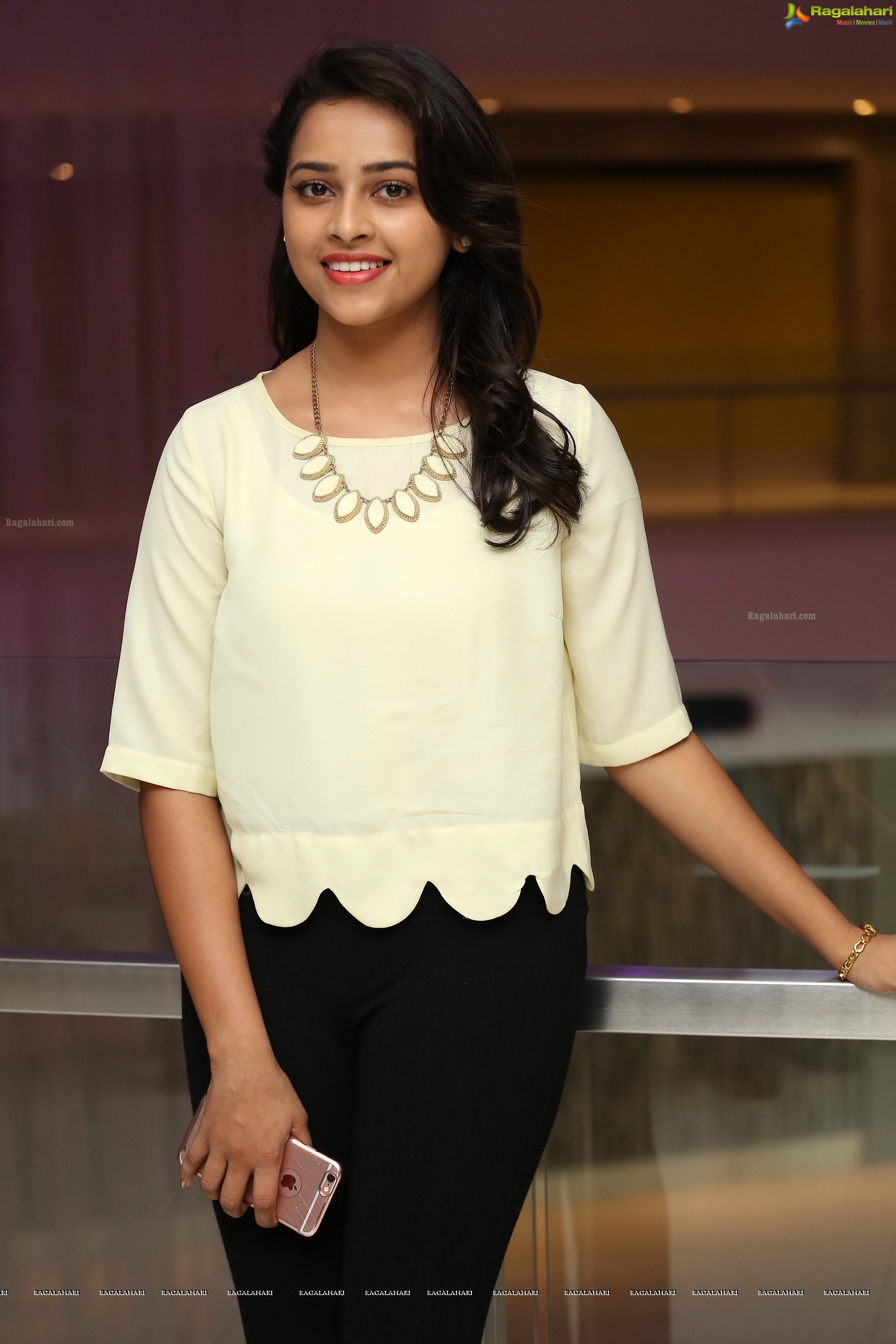 Sri Divya (High Definition)