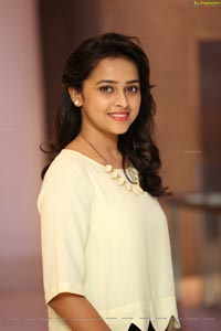 Sri Divya Marudhu