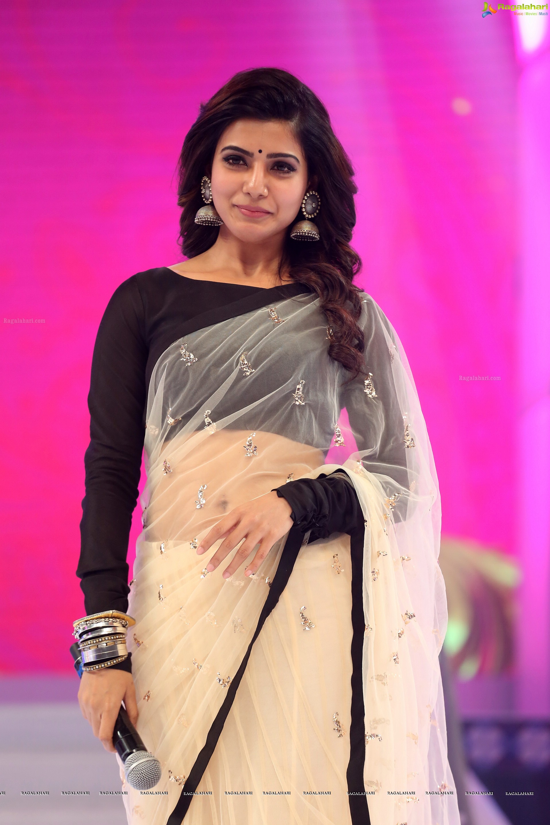 Samantha at Brahmotsavam Audio Release