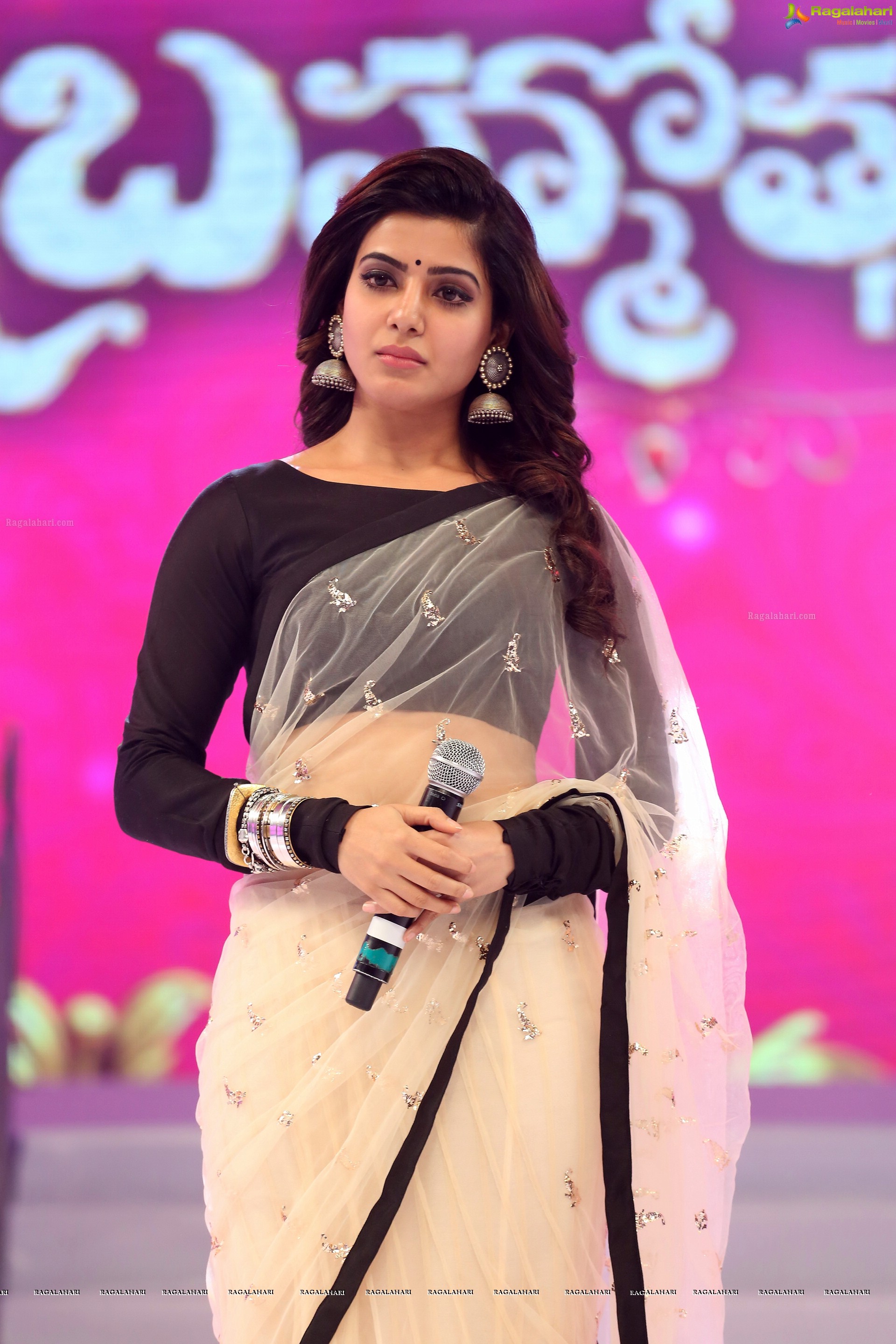 Samantha at Brahmotsavam Audio Release