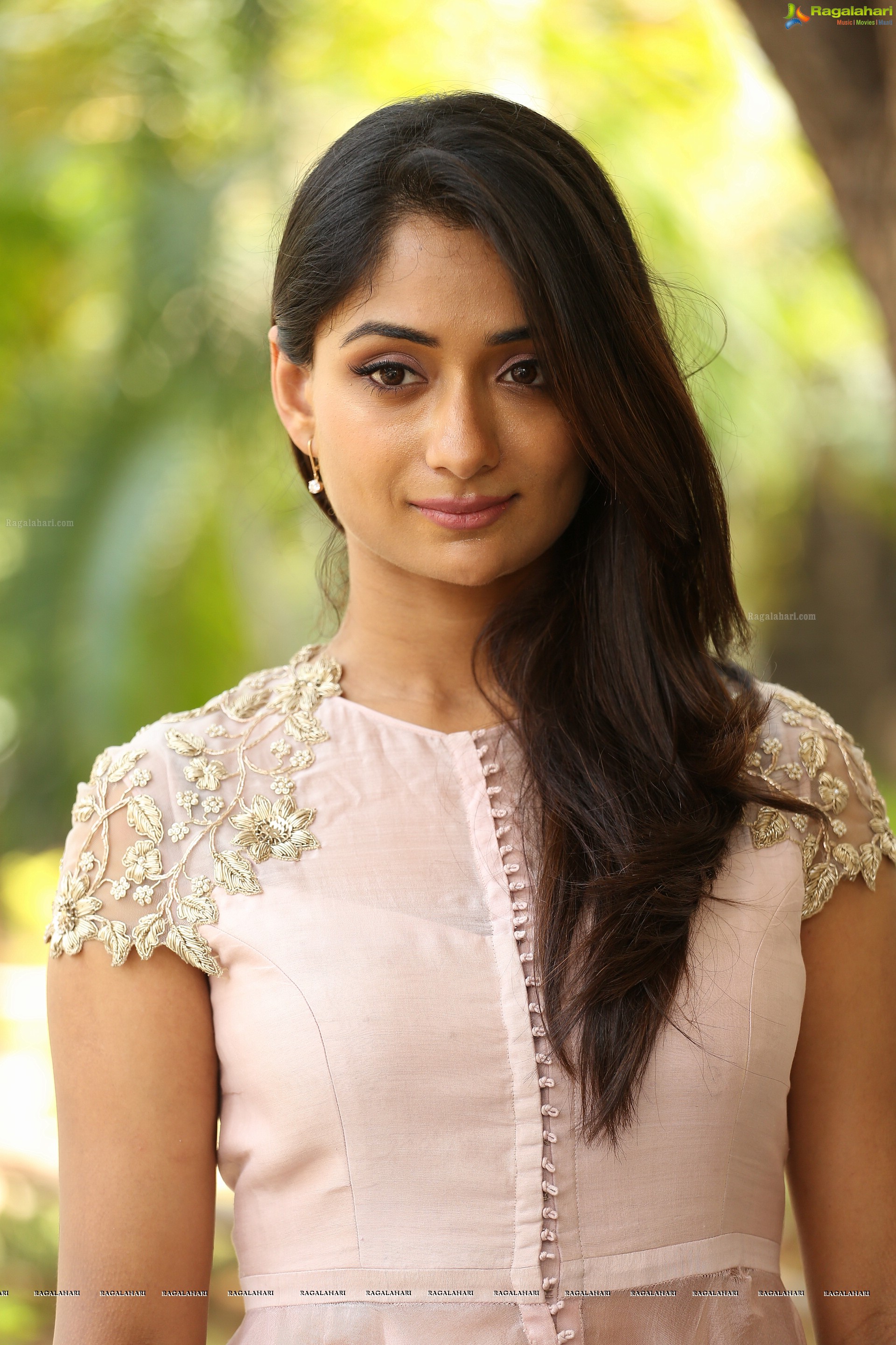 Sandhya Raju (High Definition)