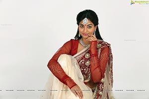 Sharon Fernandes in Saree