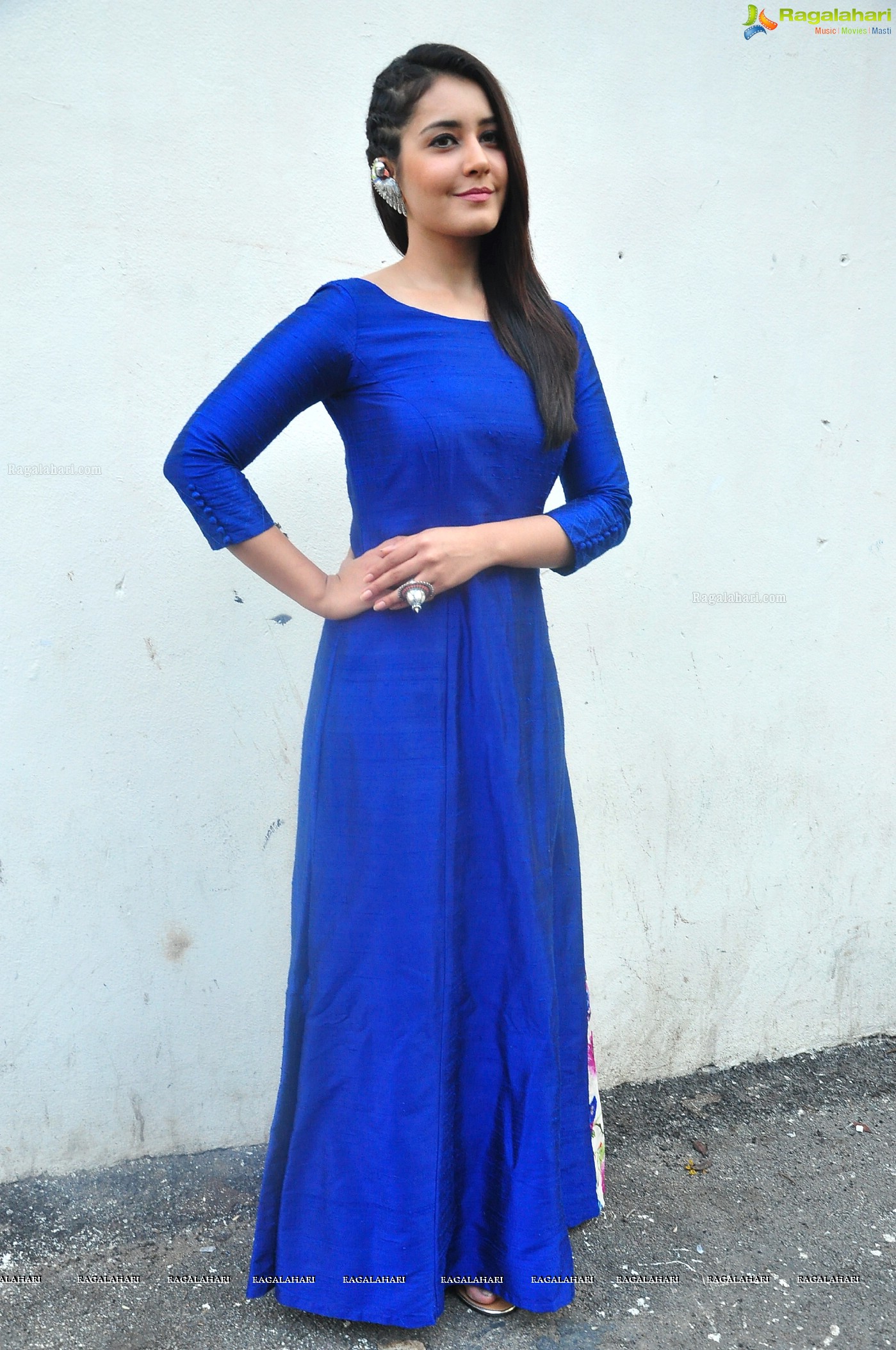 Beautiful Raashi Khanna in Blue Dress Gallery