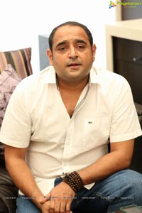 Vikram K Kumar