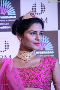 Deepali Photos