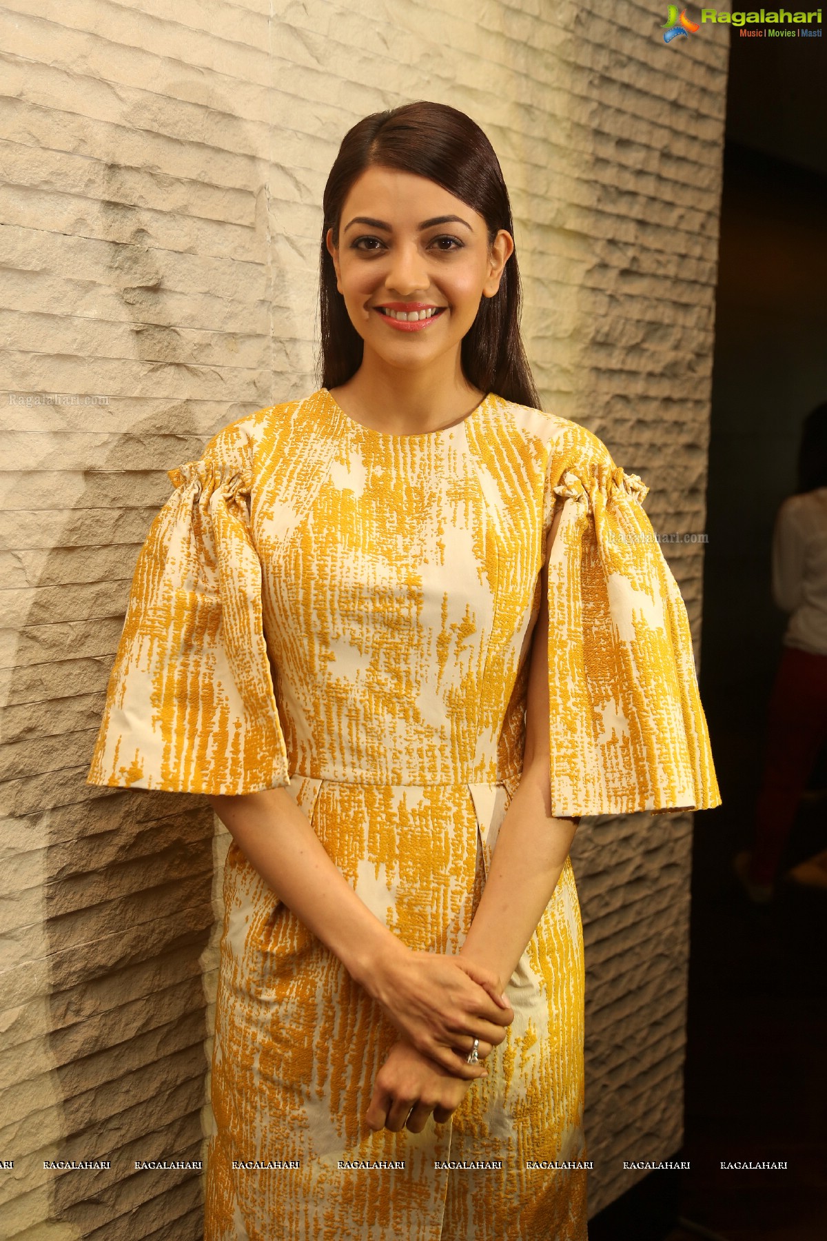 Kajal Aggarwal Stills From Brahmotasavam, Photo Gallery