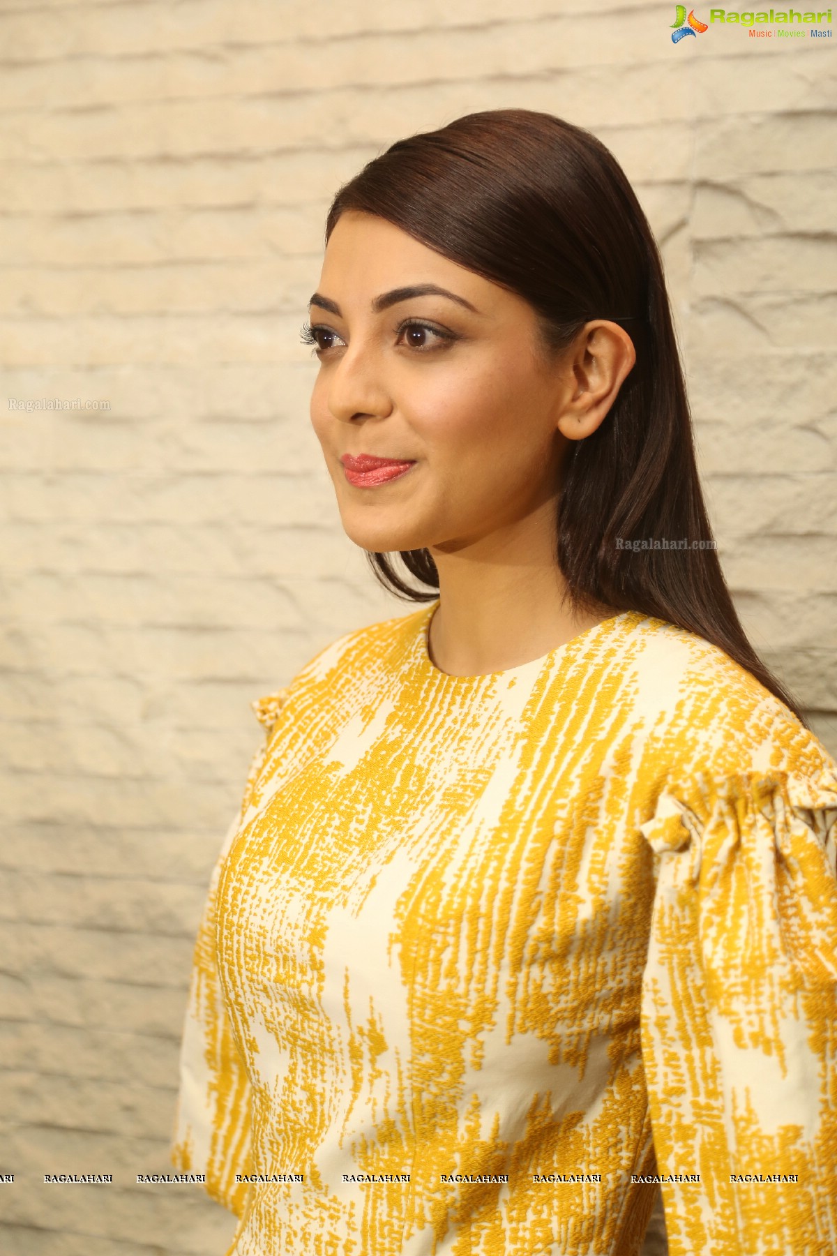 Kajal Aggarwal Stills From Brahmotasavam, Photo Gallery