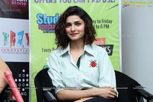 Prachi Desai Photos