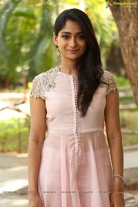 Sandhya Raju Photos