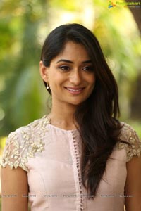 Sandhya Raju Photos