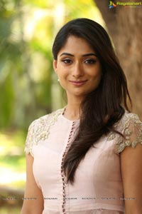 Sandhya Raju Photos