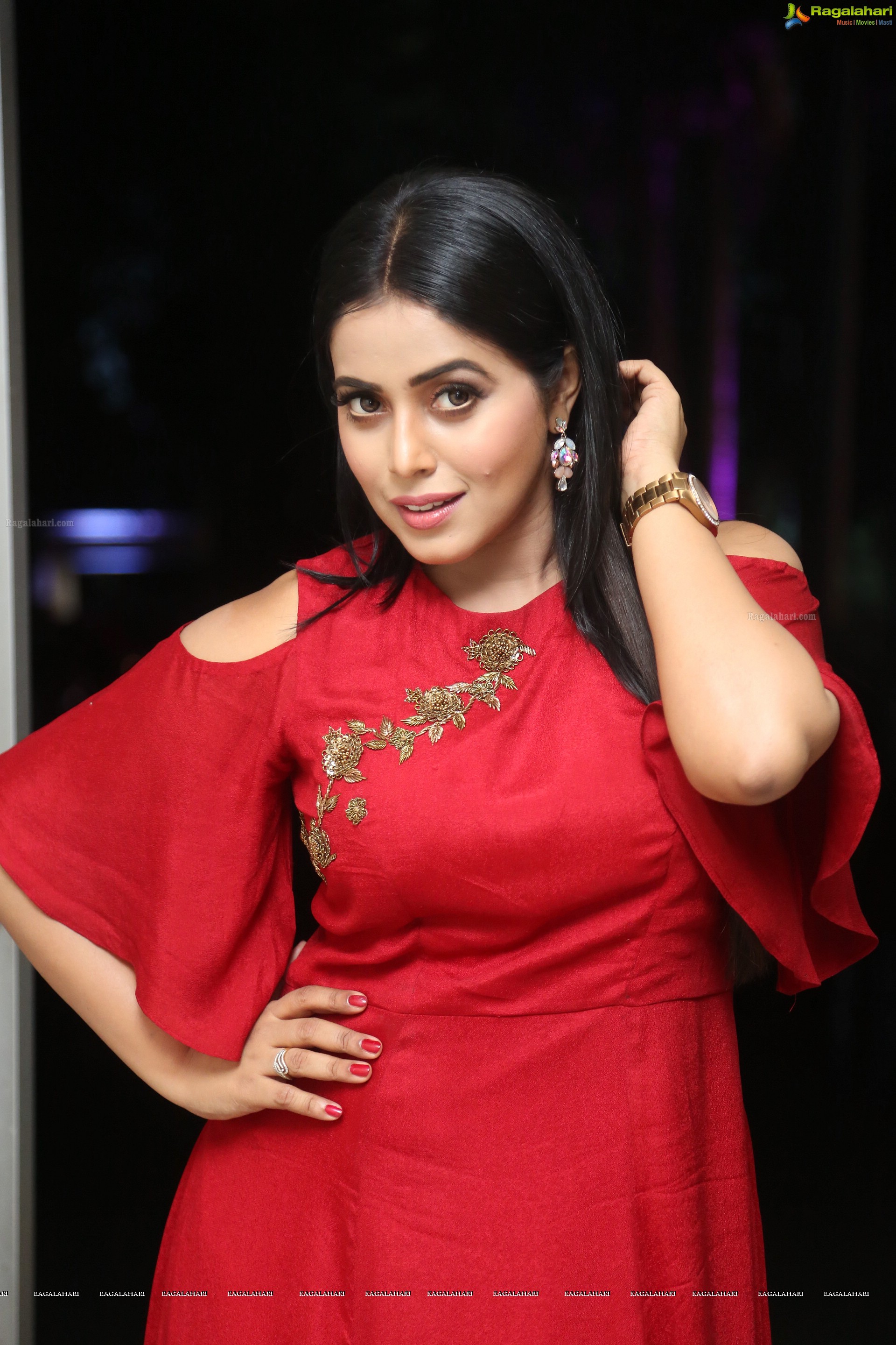 Poorna (High Definition)