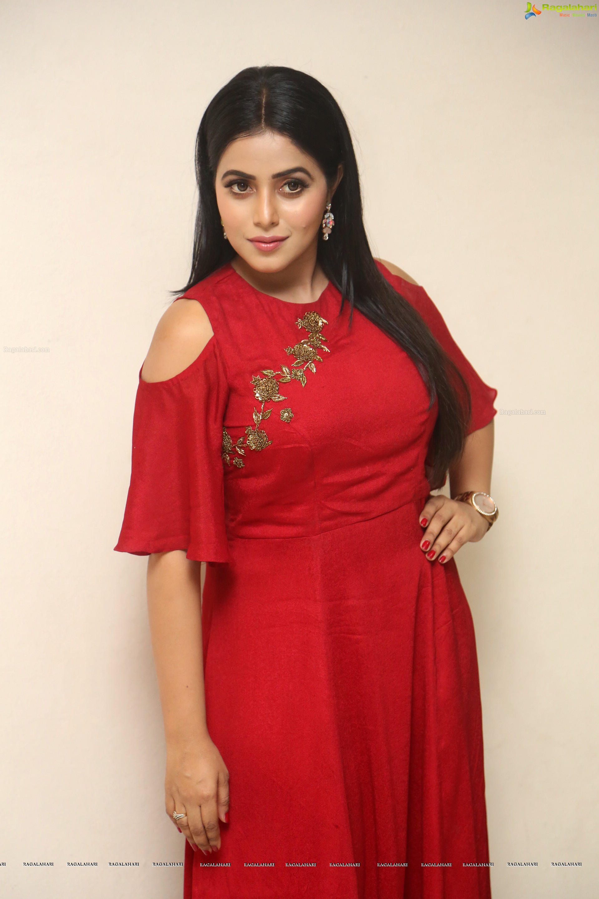 Poorna (High Definition)