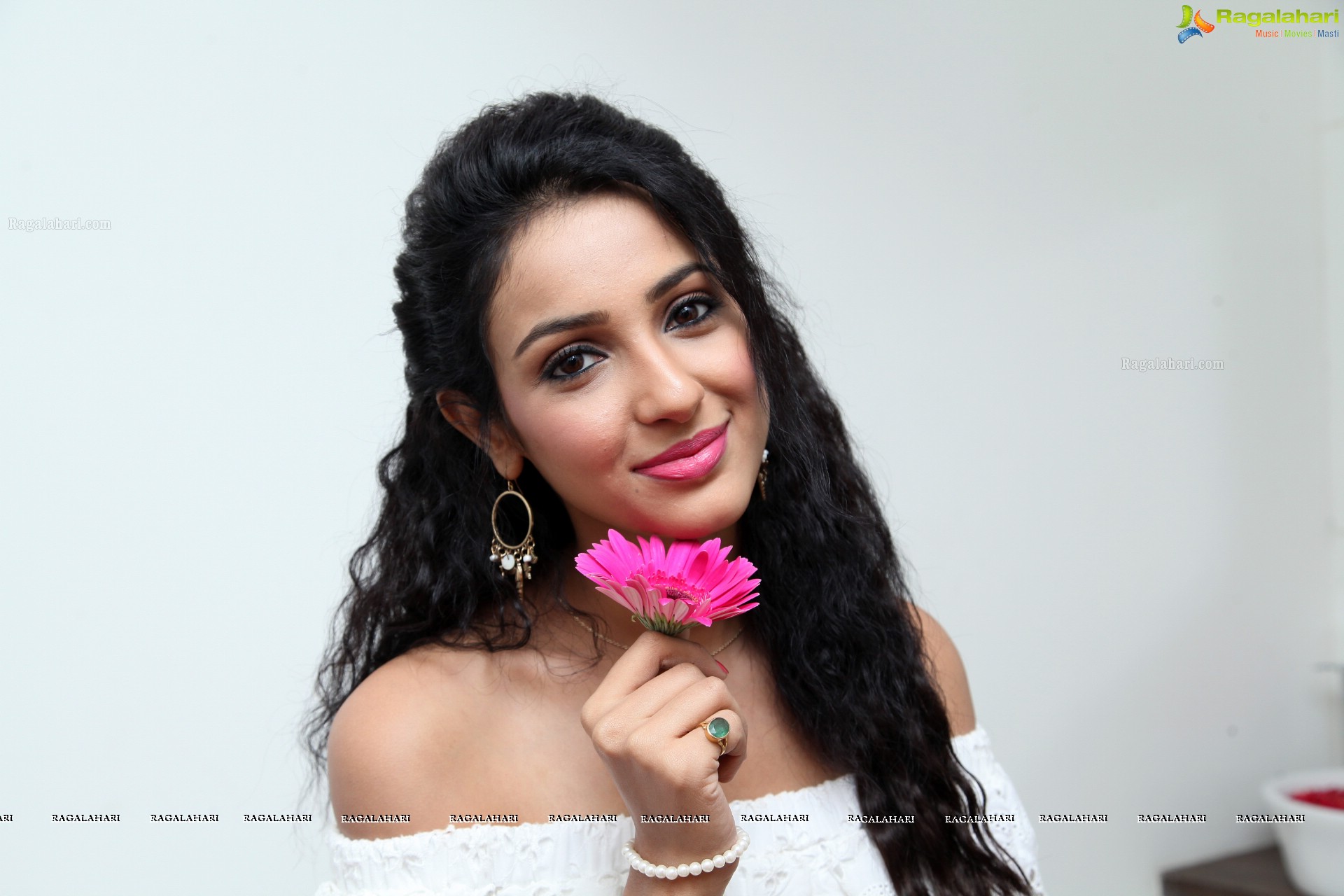 Priyashri - HD Gallery