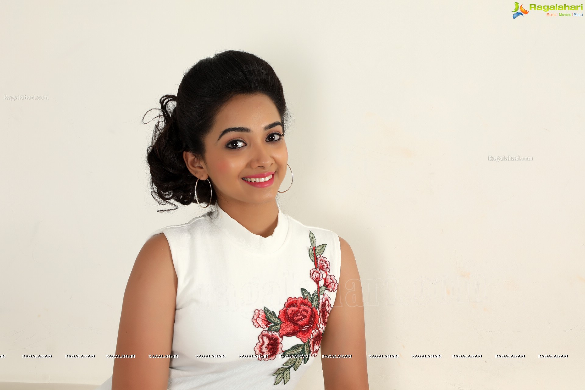 Meghna Mandumula (Exclusive) (High Definition)