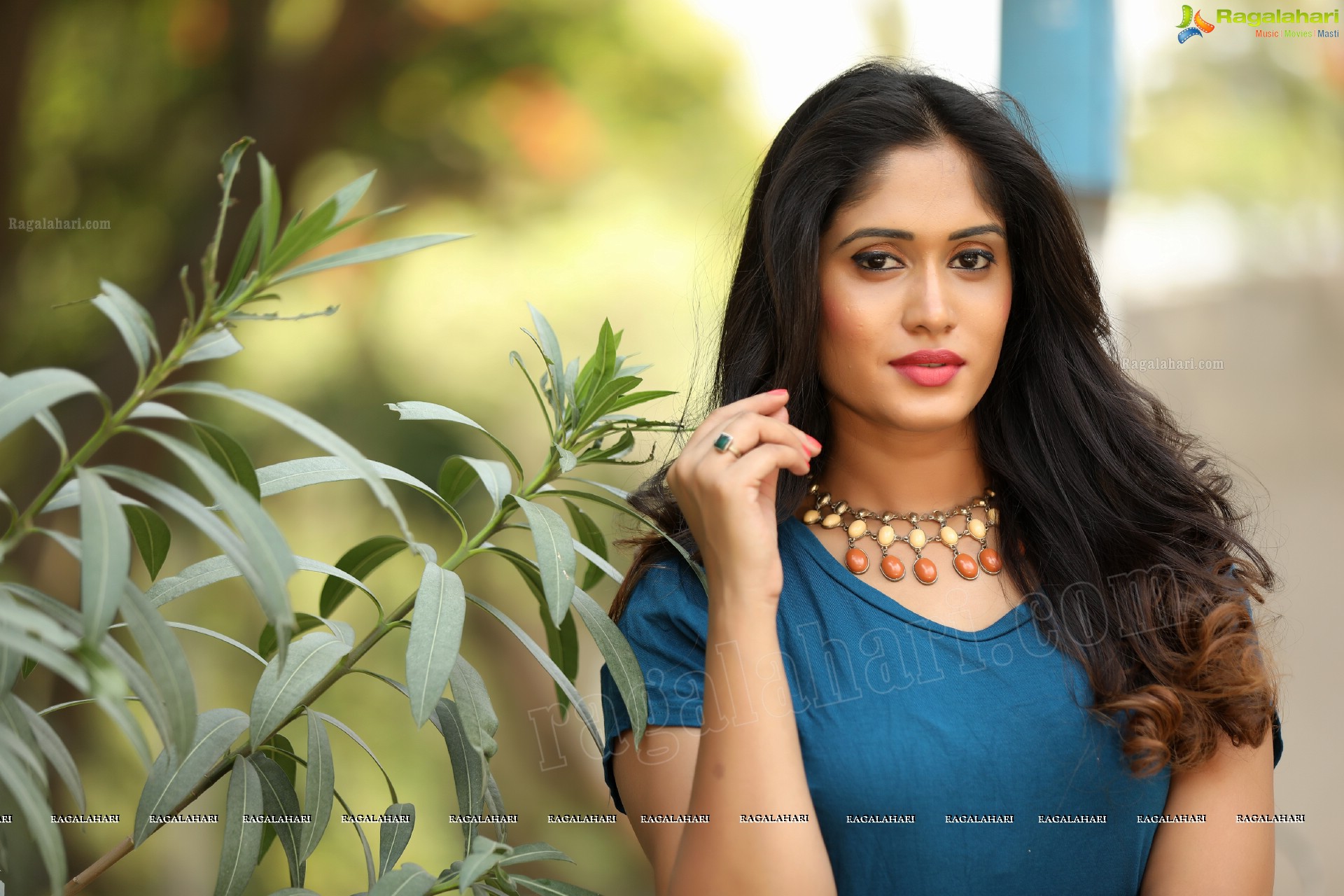 Sowmya Venugopal (Exclusive) (High Definition)