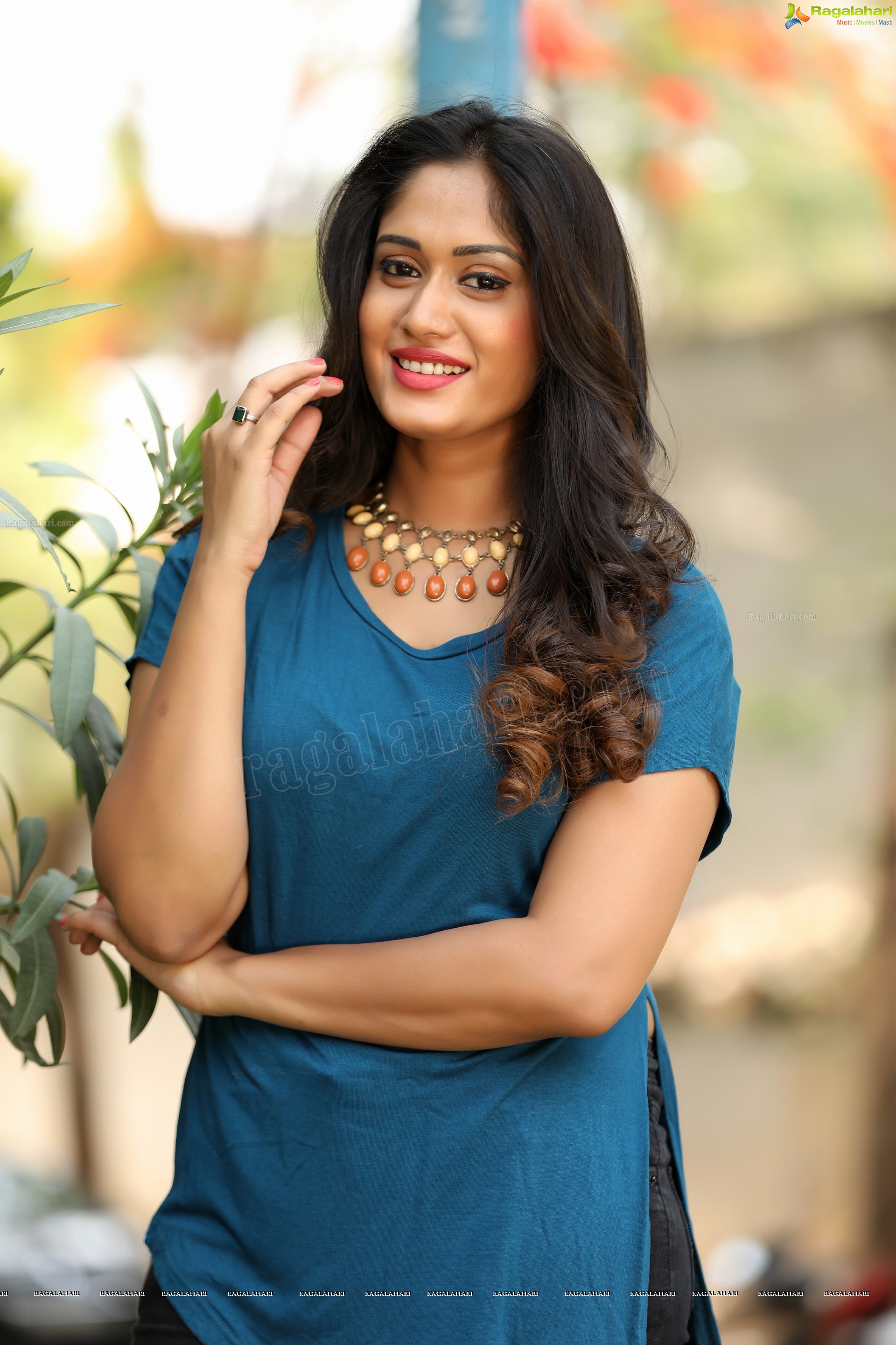 Sowmya Venugopal (Exclusive) (High Definition)