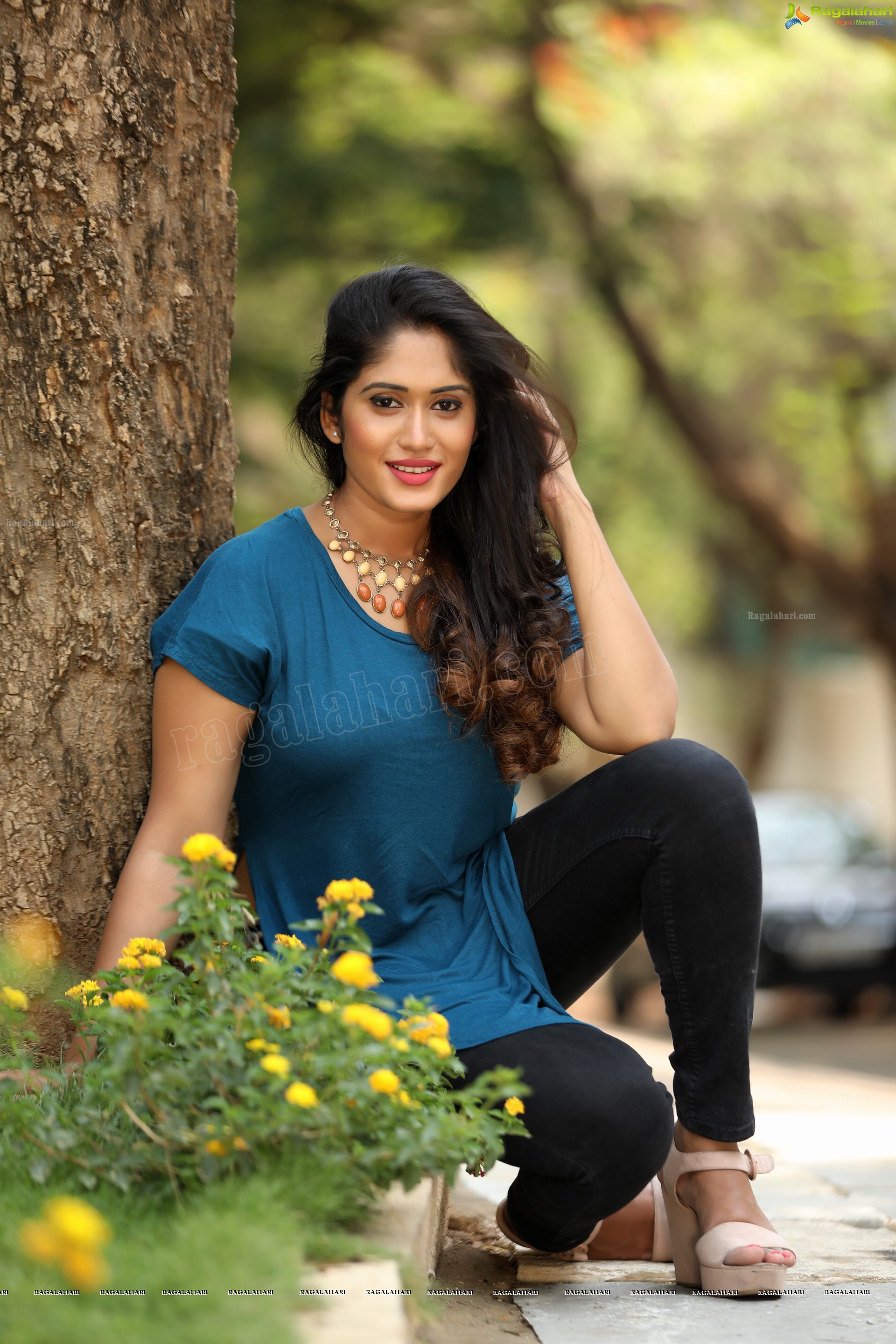 Sowmya Venugopal (Exclusive) (High Definition)