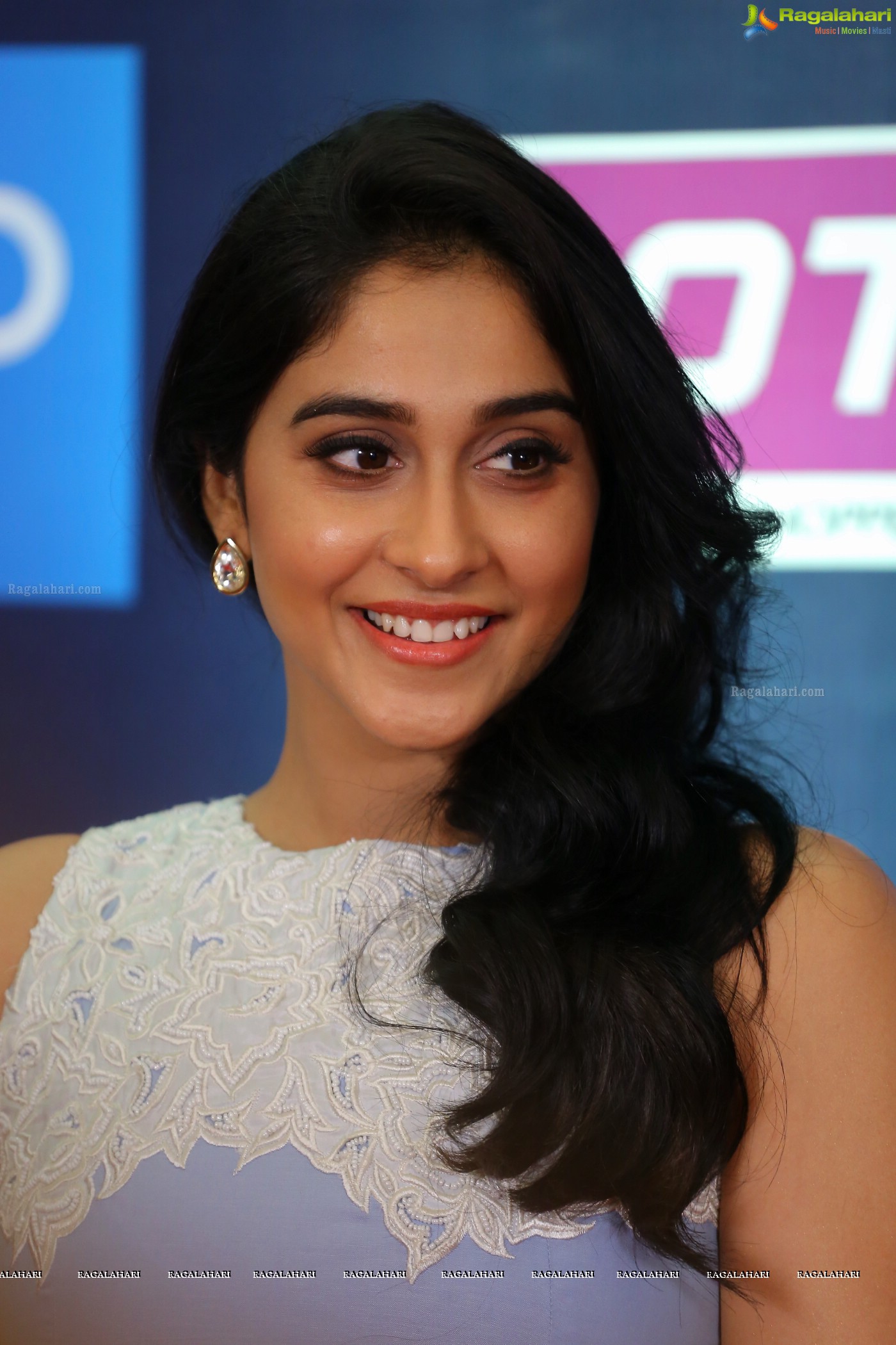 Regina Cassandra (Posters)