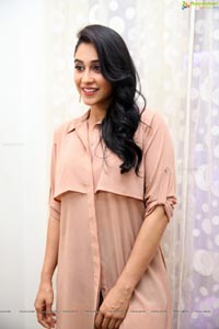 Regina Cassandra