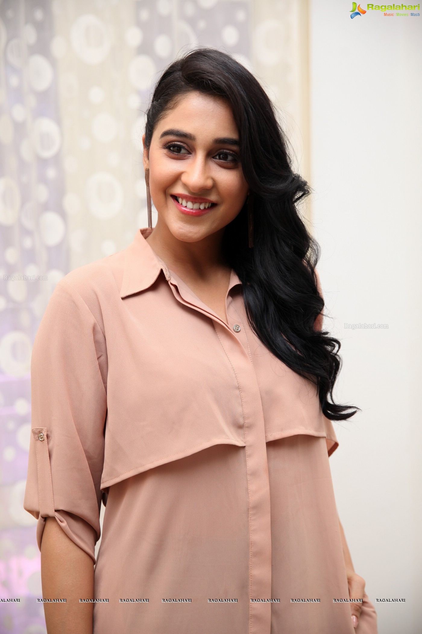 Regina Cassandra (Posters)