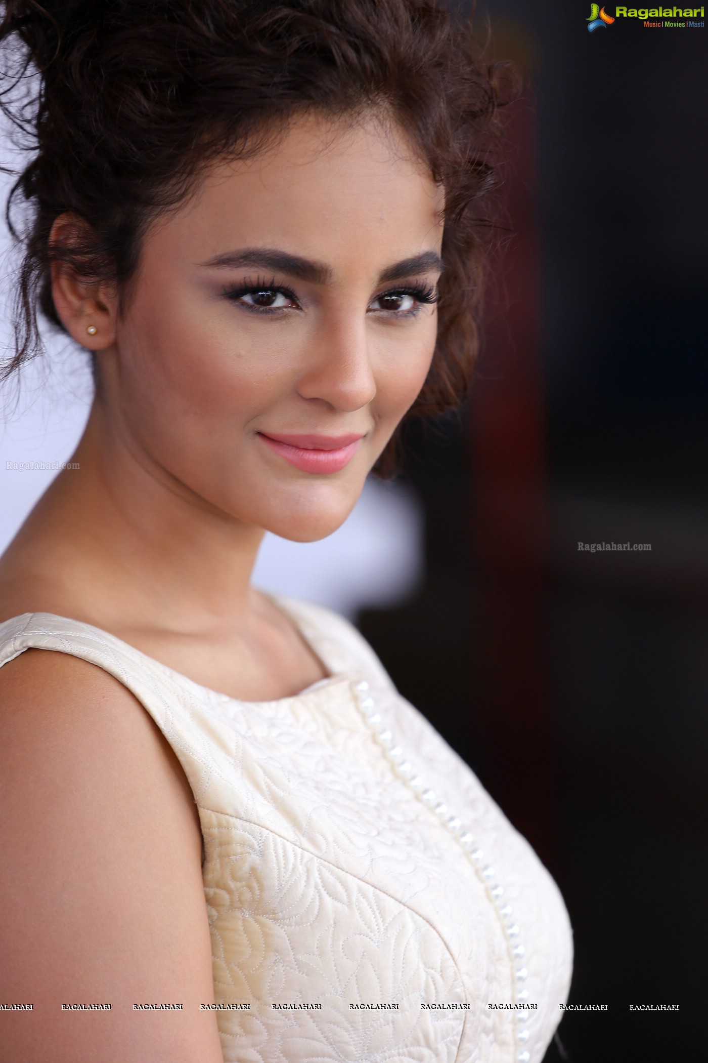 Seerat Kapoor (Posters)