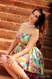Tanisha Singh Elegant Stills