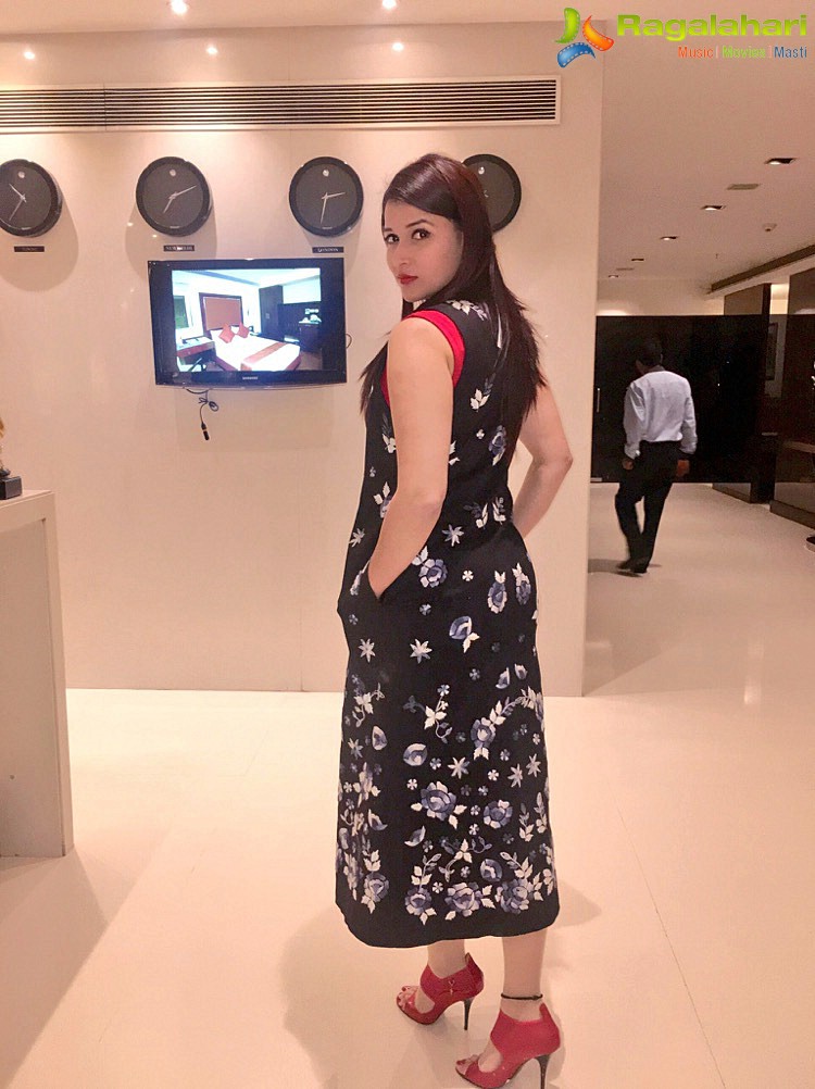 Mannara Chopra