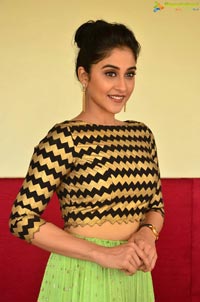 Regina Cassandra