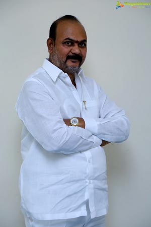 Producer Guru Raj Rakshaka Bhatudu