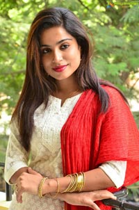 Actress Vrushali Gosavi