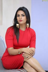 Swetha Varma HD Photos