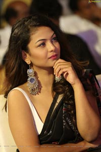 Heroine Aditi Myakal