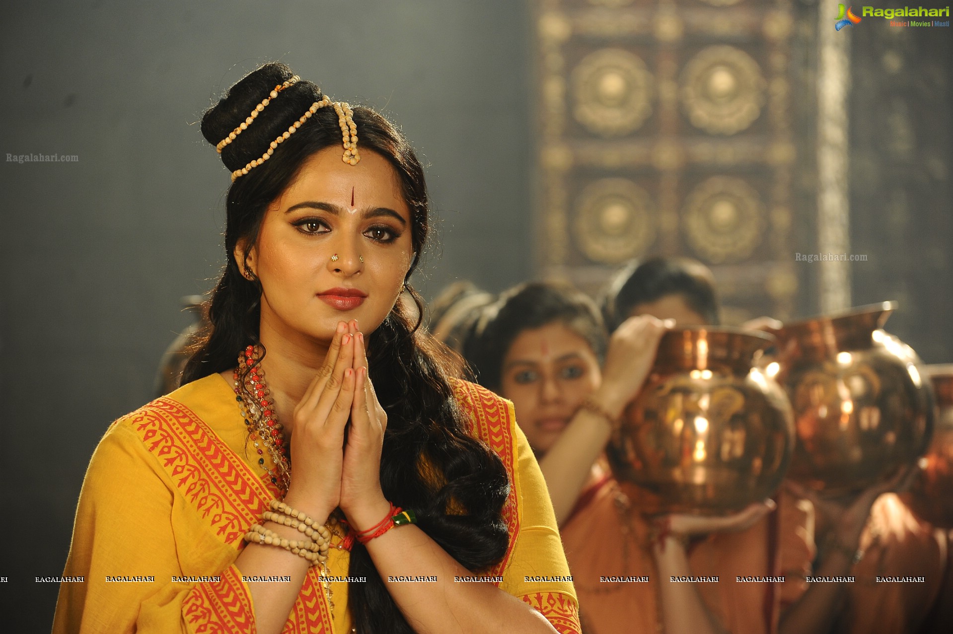 Anushka Shetty in Om Namo Venkatesaya (High Definition)