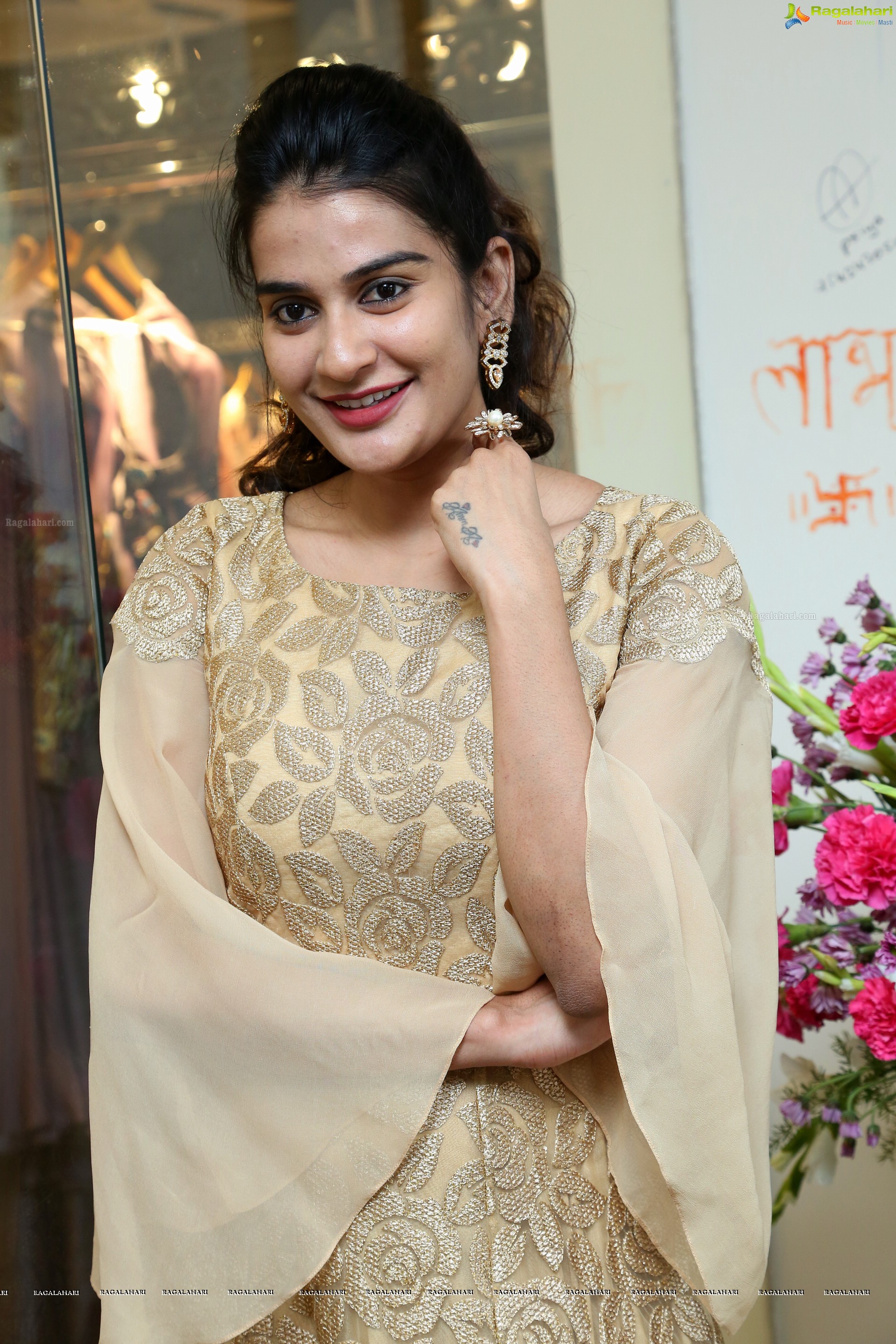 Jenny Honey at Kavita Agarwal Designer Showroom Launch (High Definition)