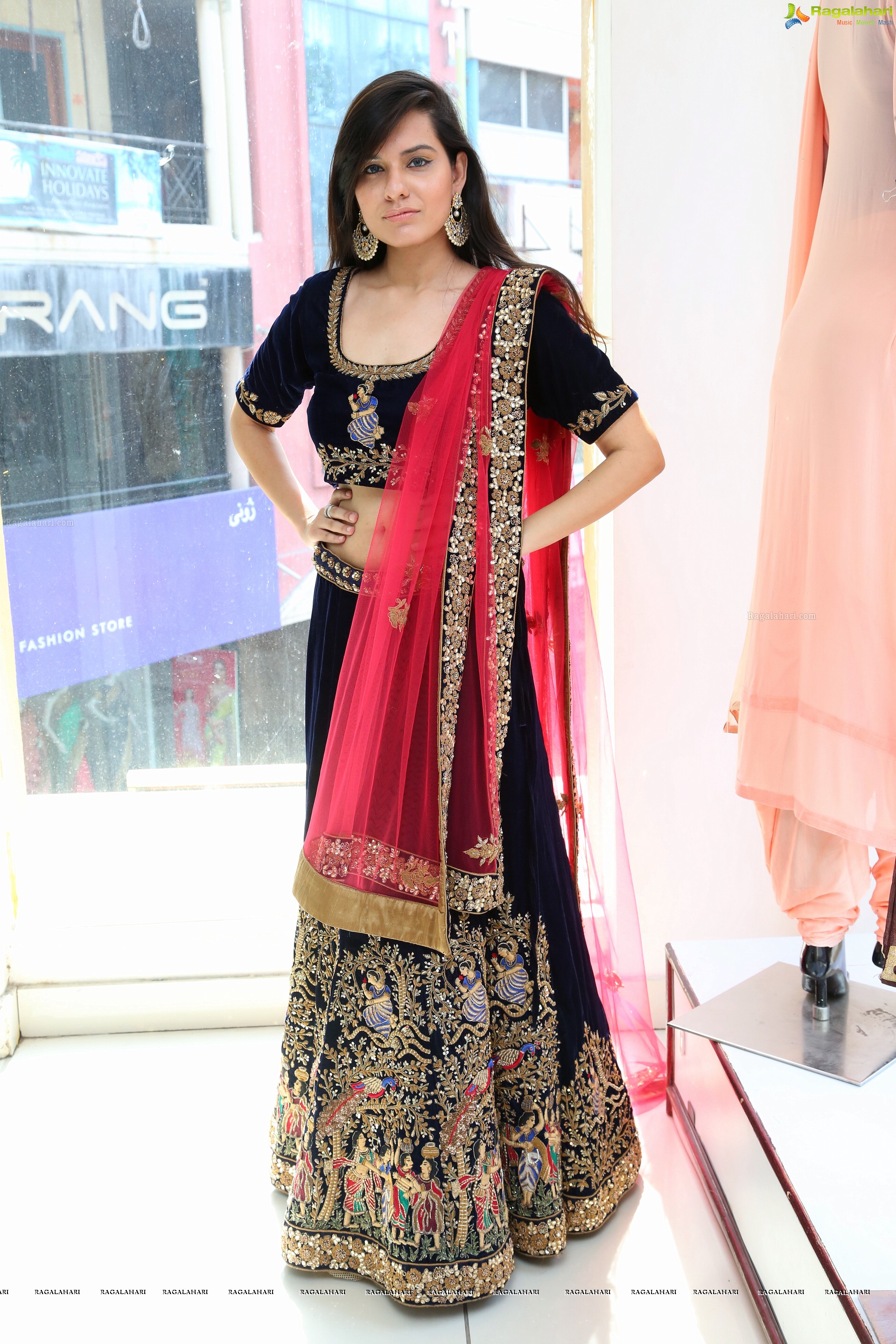 Karnica Karda at Jalsa Fashion Eternity Fashion Boutique (High Definition)