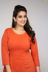 Gemini TV Anchor Manjusha