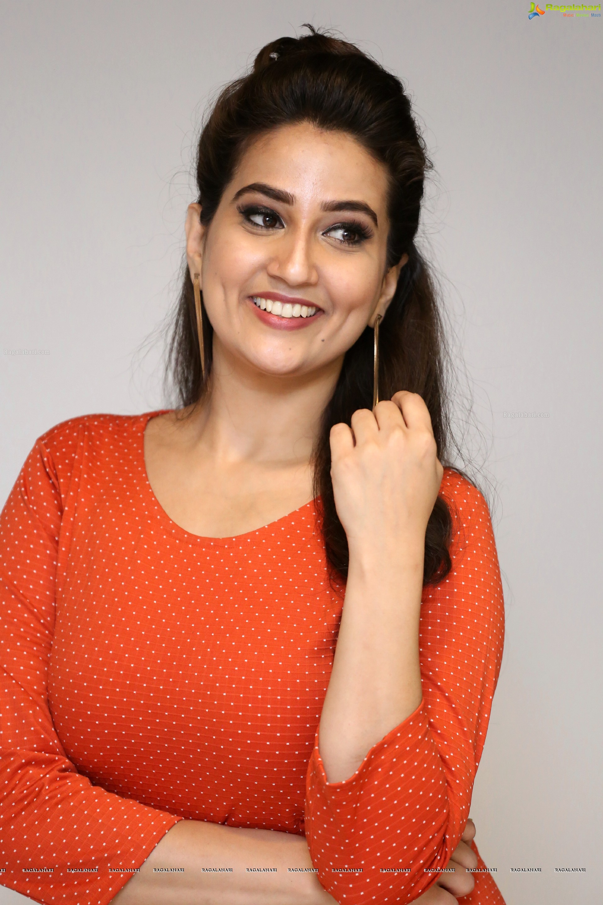 Manjusha at Kaasi Pre-Release Event (High Definition)