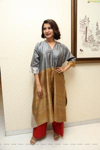 Samantha at Abhimanyudu Press Meet 