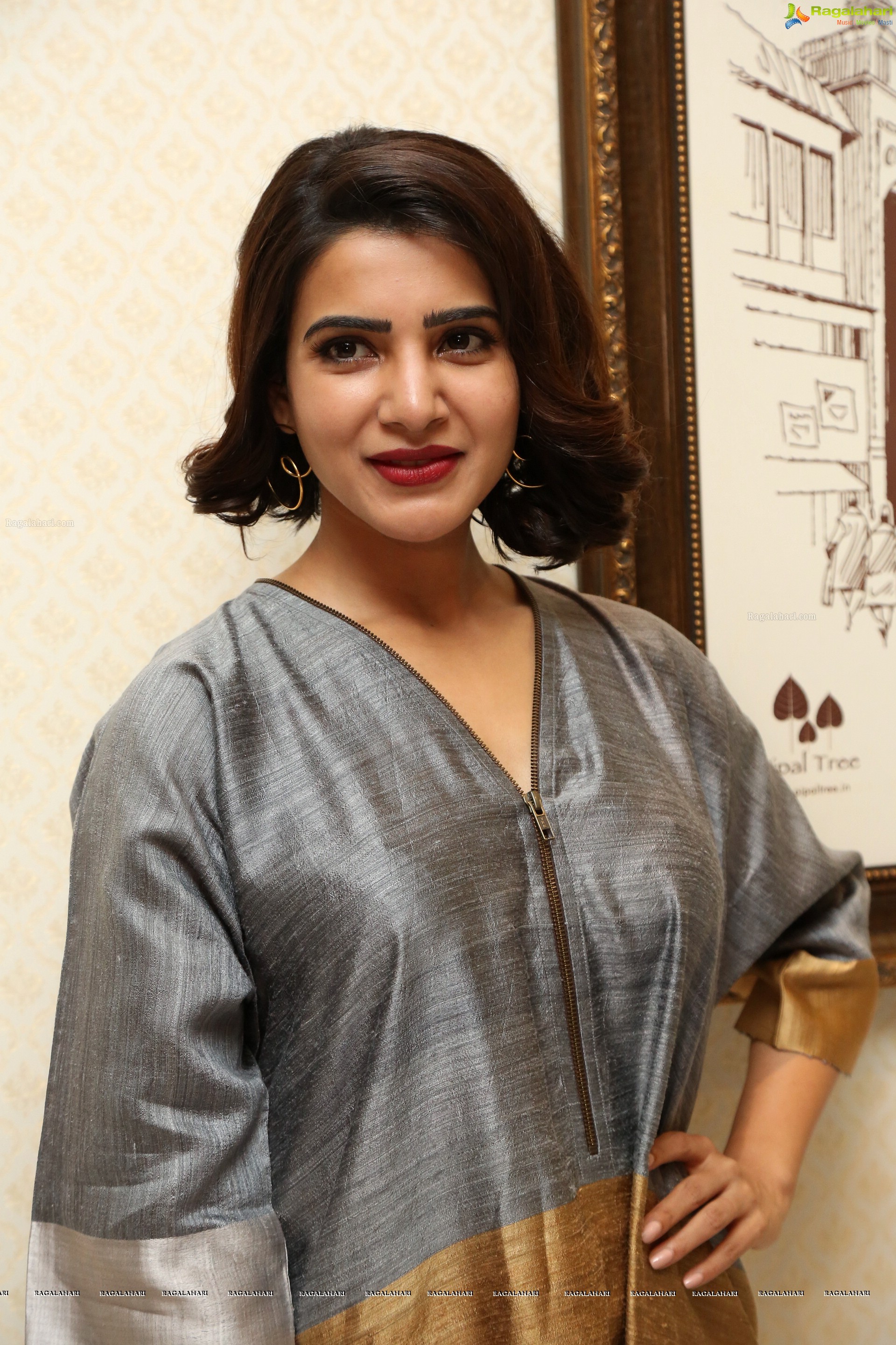 Samantha at Abhimanyudu Movie Press Meet