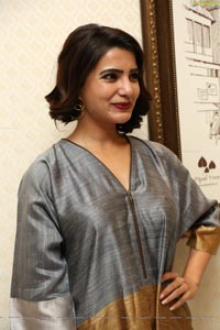 Samantha at Abhimanyudu Press Meet 