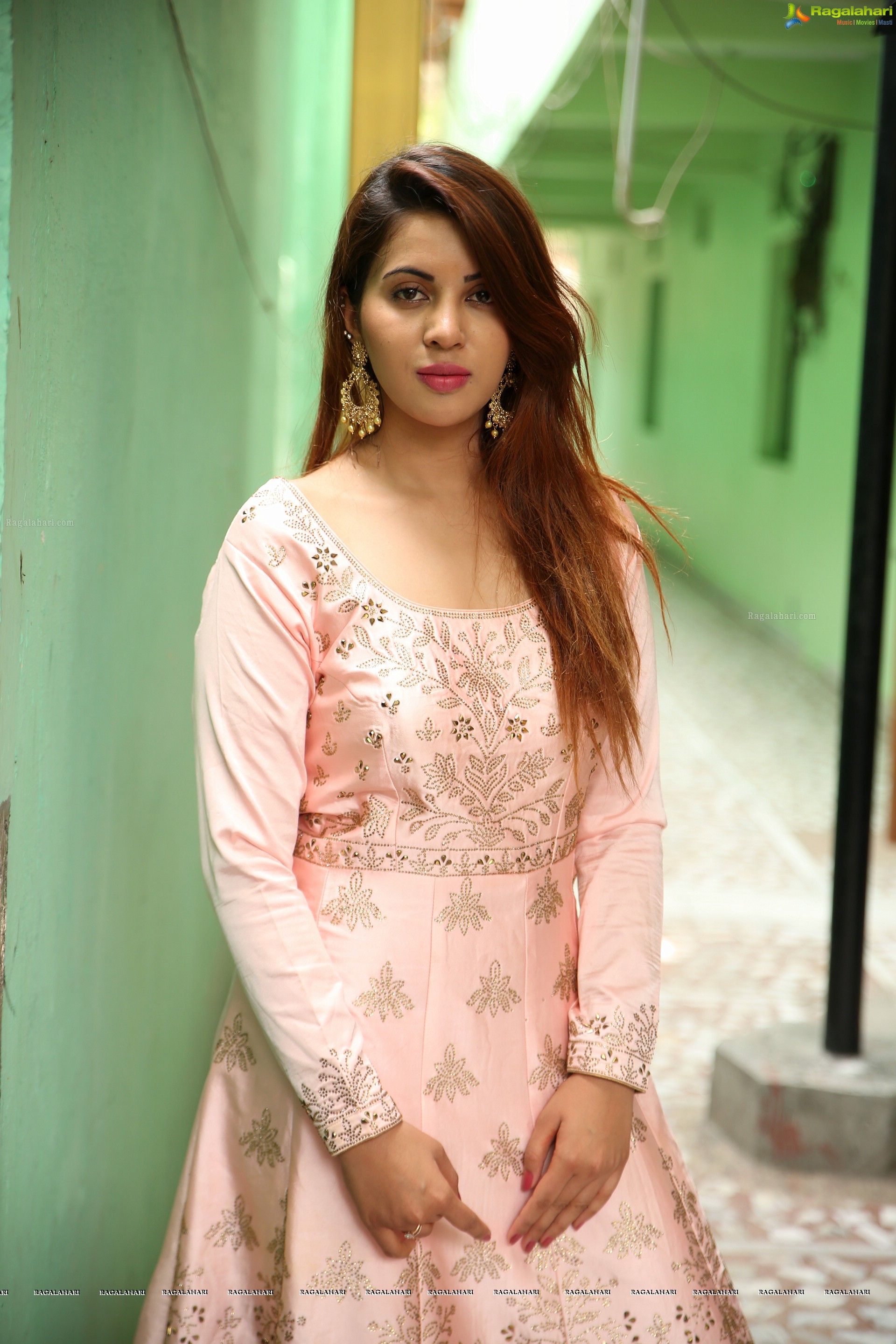 Sehar at STTV Films Production 9 Muhurat (High Definition)