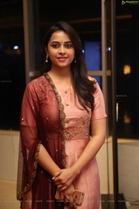 Sri Divya Tamil Heroine