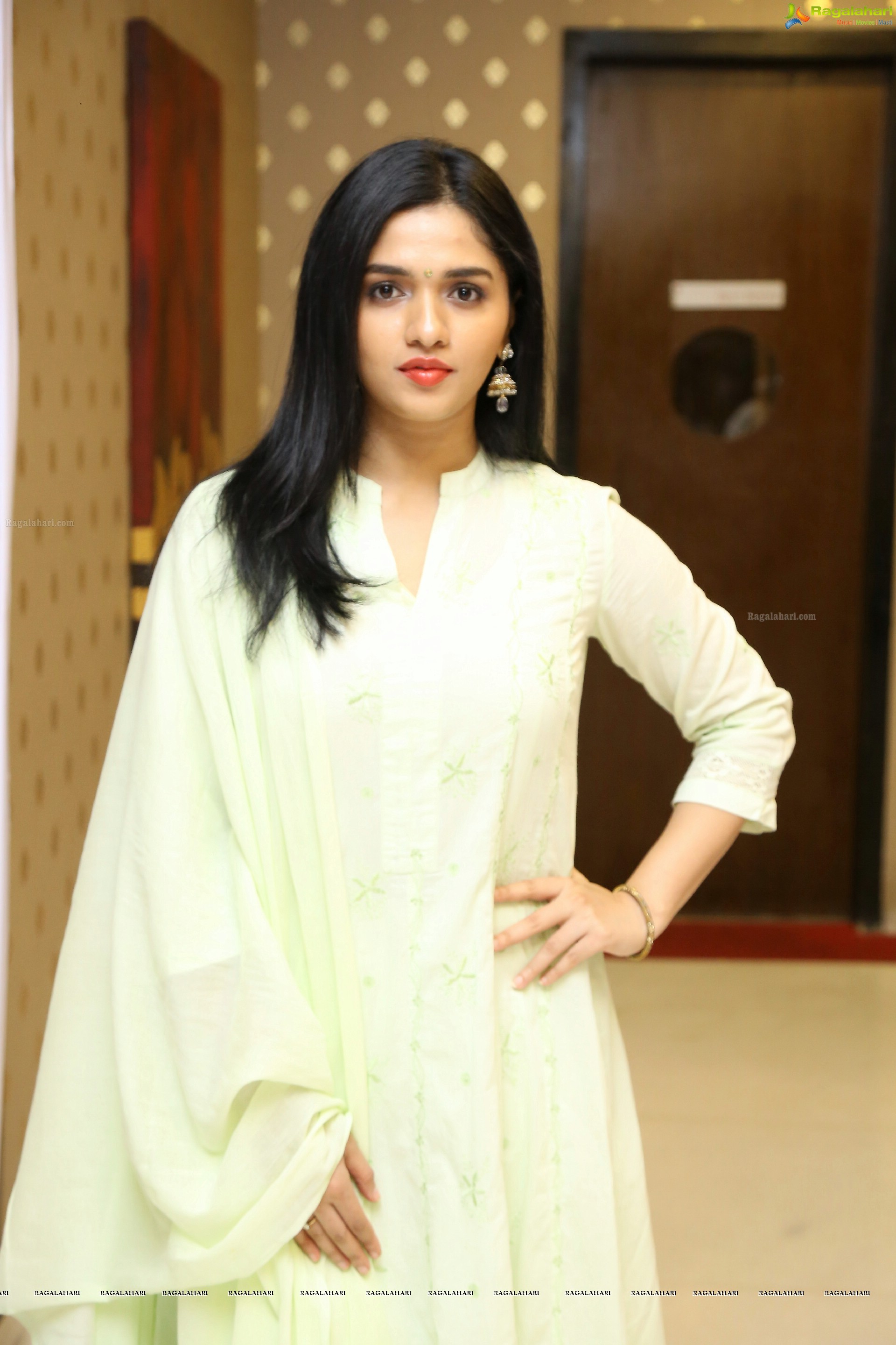 Sunainaa at Kaasi Pre-Release Event (High Definition)