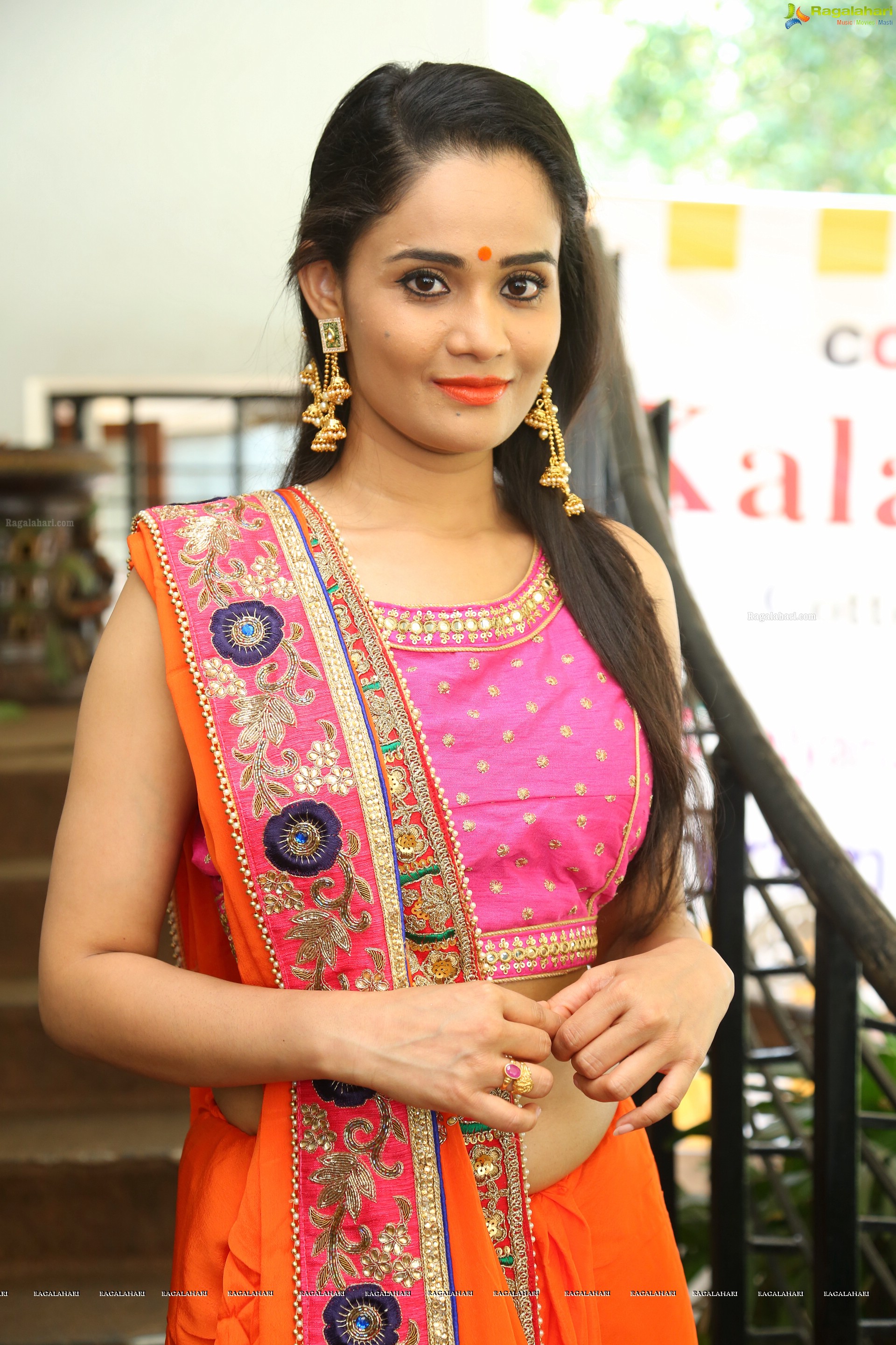 Usha at Kala Silk Expo Curtain Raiser (High Definition)