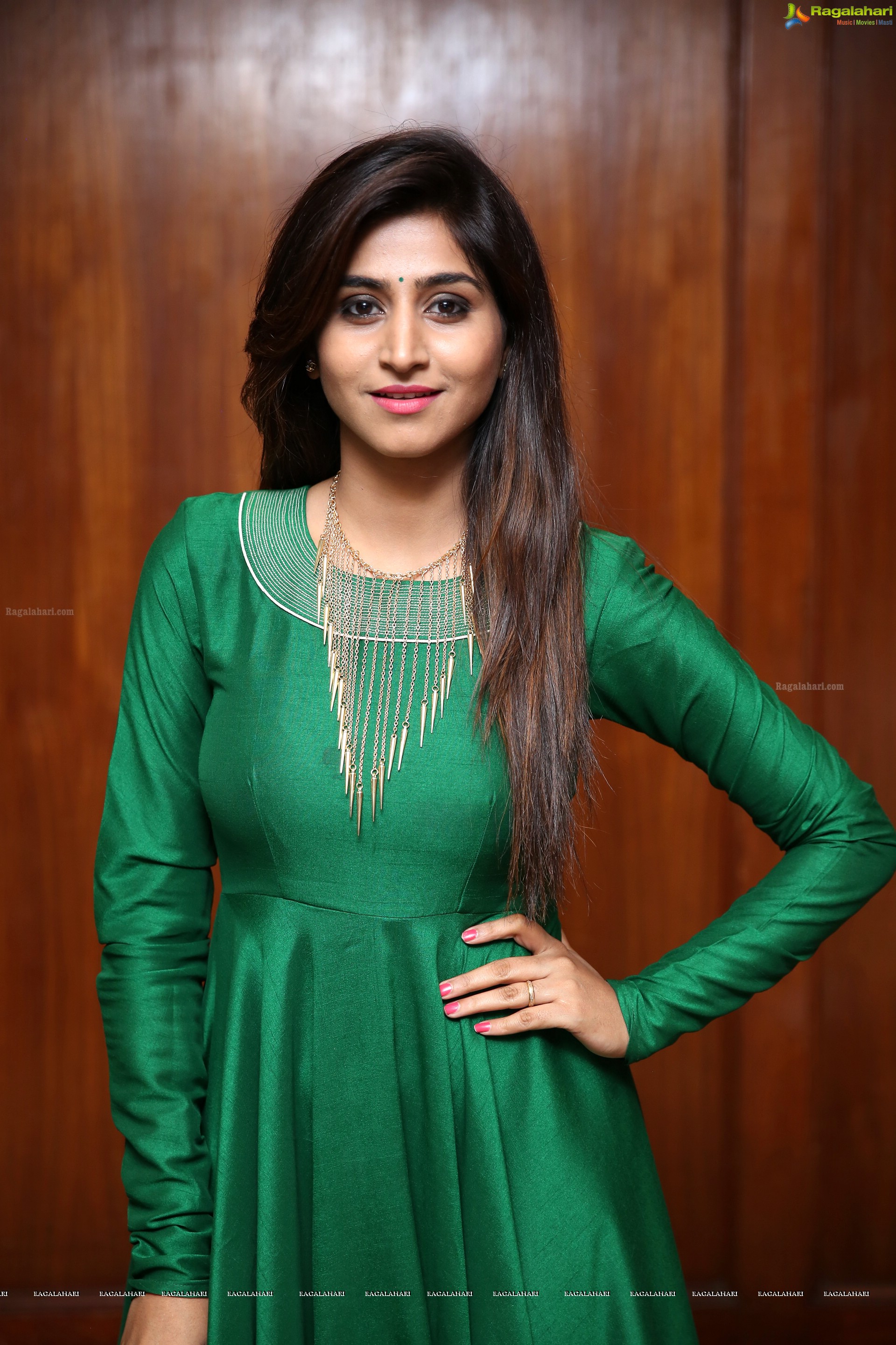 Varshini Sounderajan at Pelli Gola 2 Press Meet (High Definition)