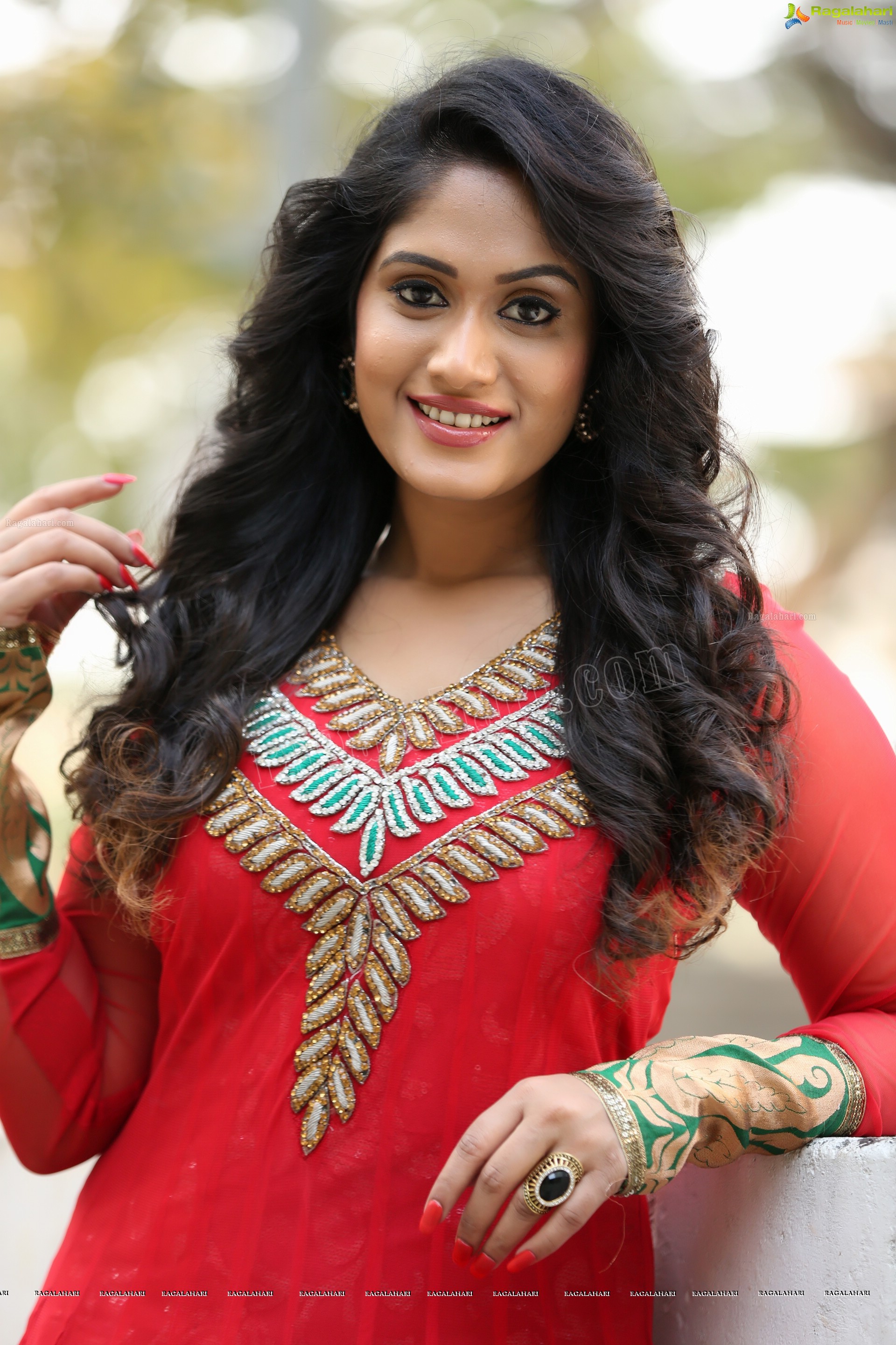 Sowmya Venugopal (Exclusive) (High Definition)